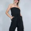 Ολόσωμη φόρμα στράπλες μαύρη με λάστιχο