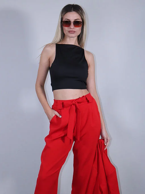 Crop top μαύρο με ίσιο λαιμό