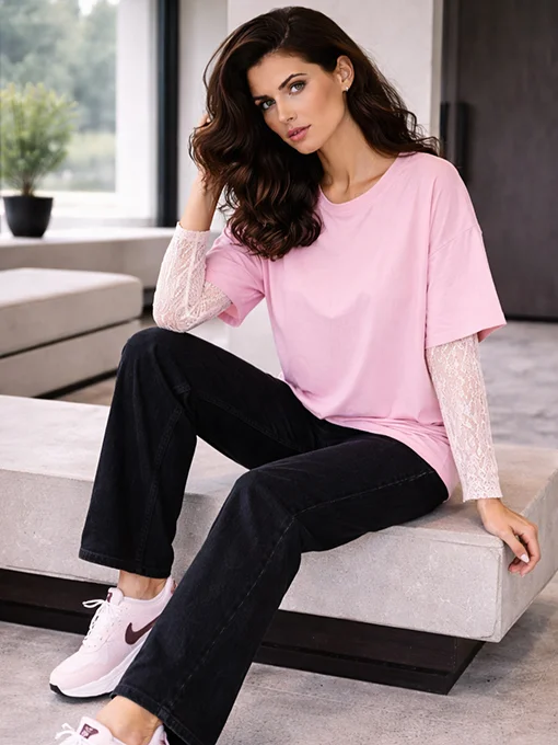 Oversize μπλούζα ροζ με μανίκια δαντέλας