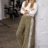 Παντελόνα φόρμα κίτρινη leopar με ρίγες