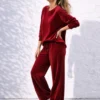 Σετ βελούδο κόκκινη μπλούζα μακριά και παντελόνα