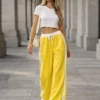 Παντελόνι φόρμα κίτρινο με ρίγα στο πλάι 