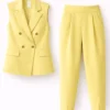Σετ αμάνικο γιλέκο κίτρινο με βάτες και παντελόνι κοντό