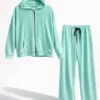 Bελούδινο σετ φόρμας μέντα με ζακέτα