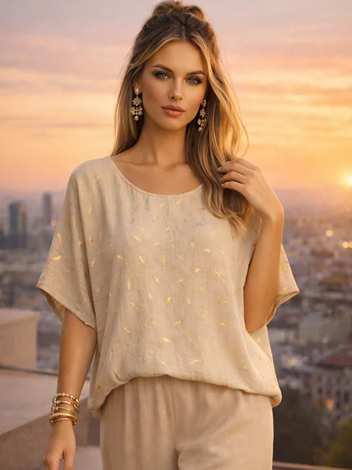 Μπλούζα νυχτερίδα μπεζ φαρδιά με χρυσές λεπτομέρειες