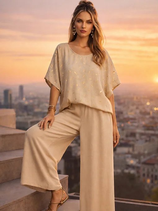 Μπλούζα νυχτερίδα μπεζ φαρδιά με χρυσές λεπτομέρειες