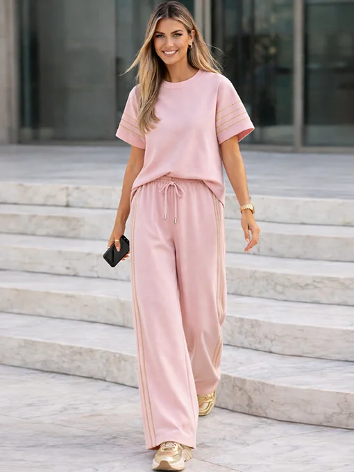 Σετ ροζ με χρυσά σιρίτια oversize