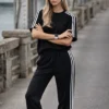 Σετ φόρμας μαύρη με ρίγες στα πλαινά