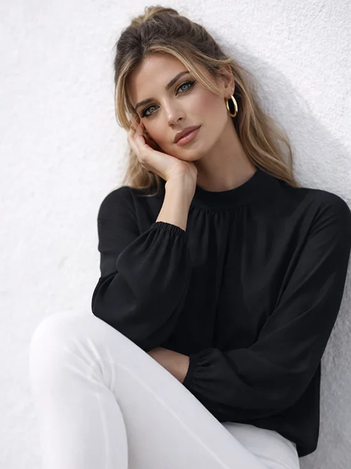 Balloon μπλούζα μαύρη με ψηλό λαιμό