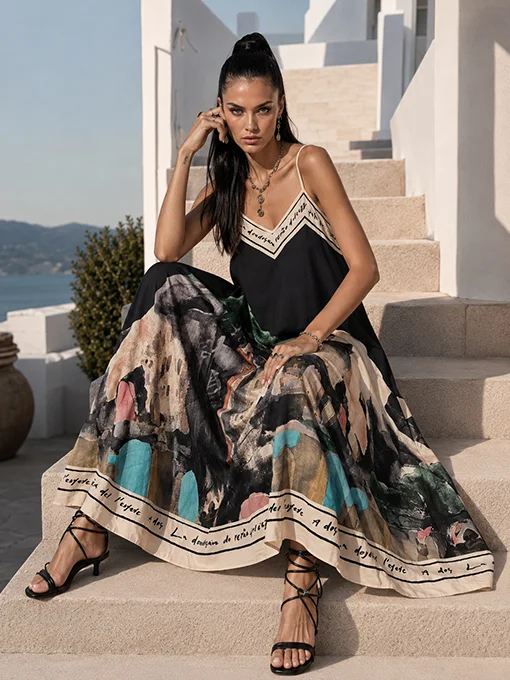 Σατέν φόρεμα μαύρο με artistic print