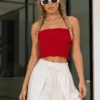 Στράπλες crop top κόκκινο με σφηκοφωλιά και βολάν